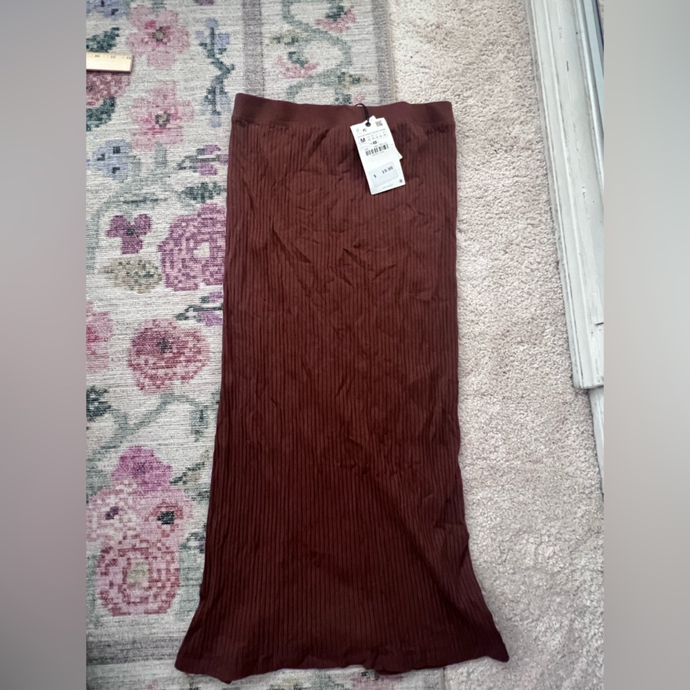 Zara Chocolate Ribbed Knit Skirt